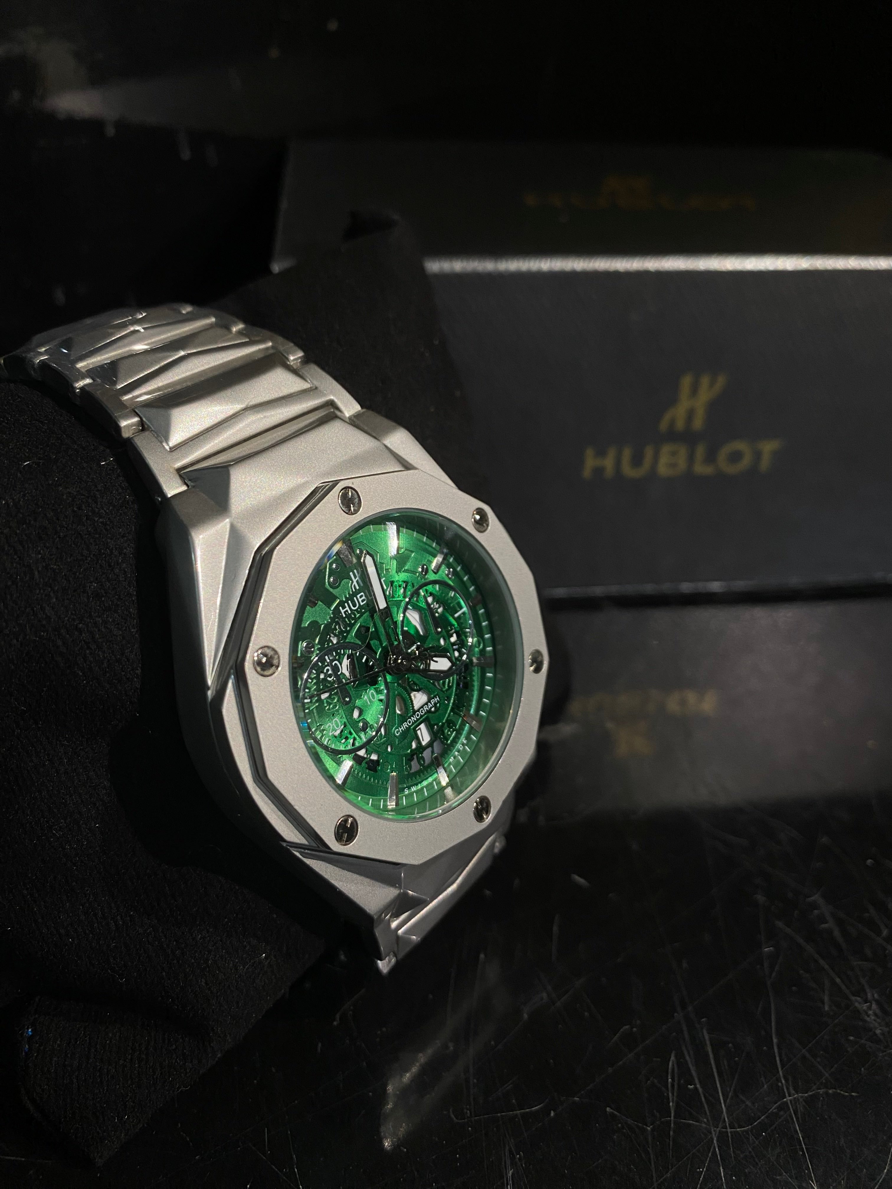 Hublot Classic Fusion Aero-Skeleton Chronograph – Emerald Edition